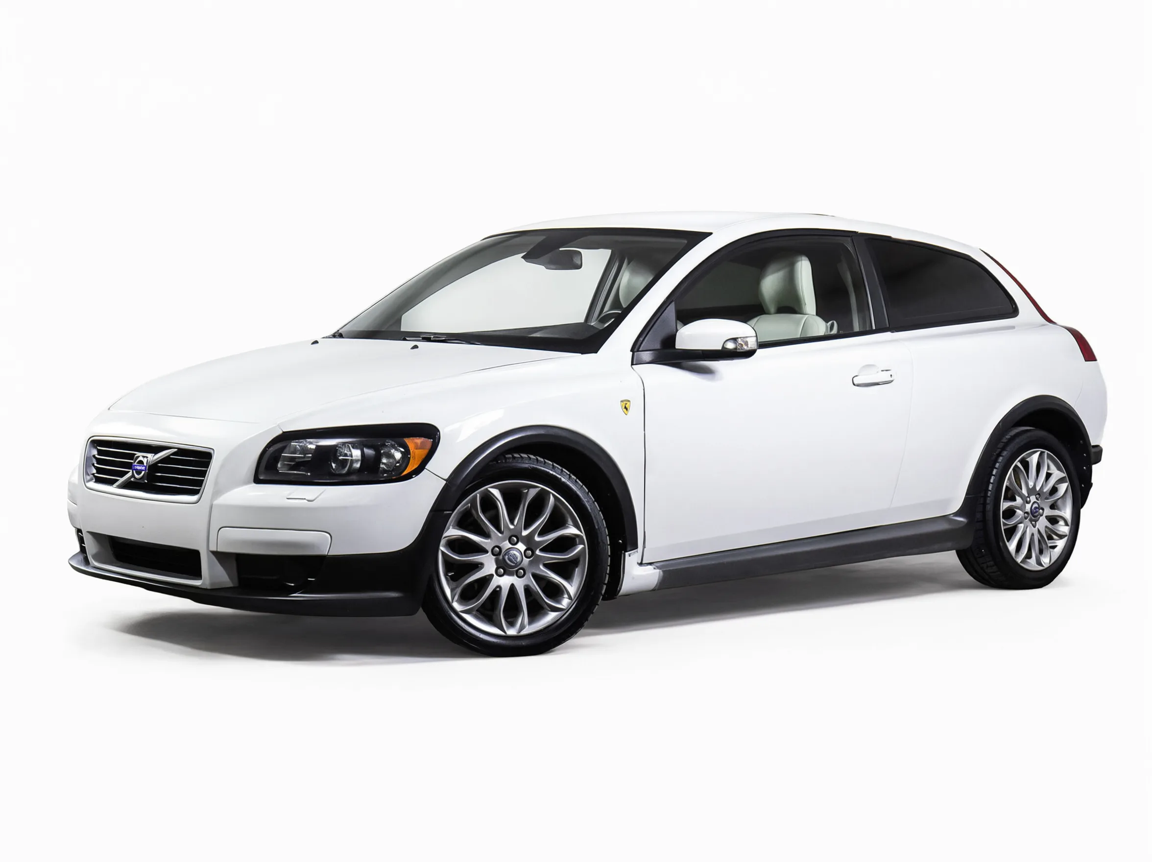 Запчасти Volvo C30