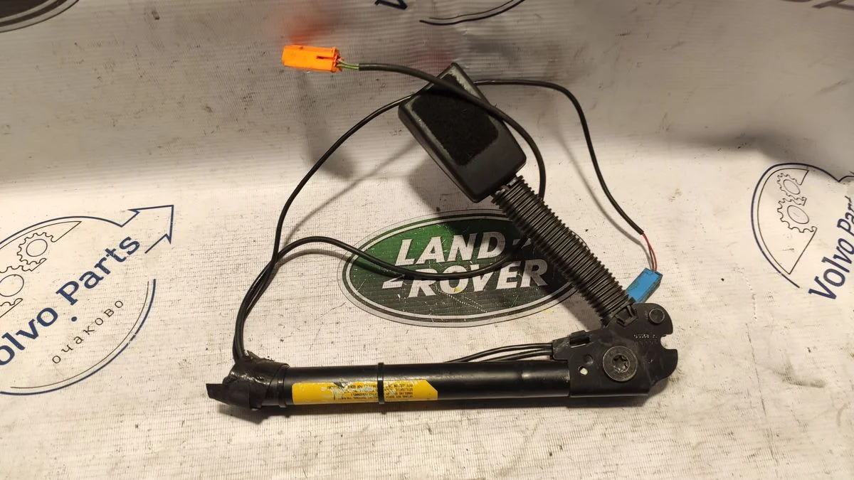 Защелка ремня безопасности Land Rover Range Rover